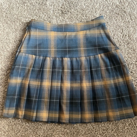 SOLD ββββ Dickies Plaid Skirt - Picture 4 of 4